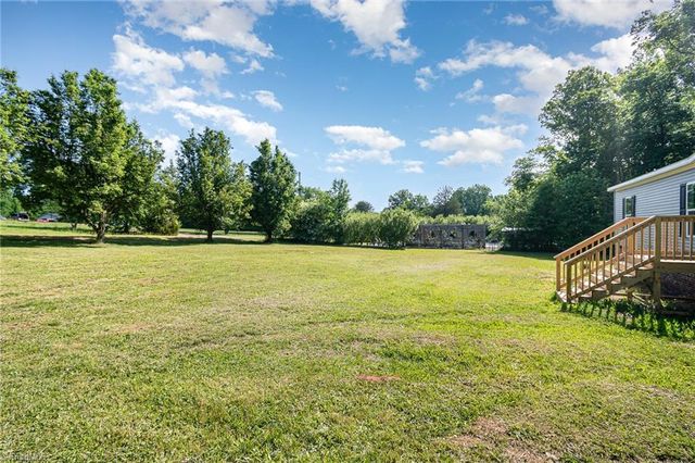 270 Big Oak Trail, Browns Summit, NC 27214