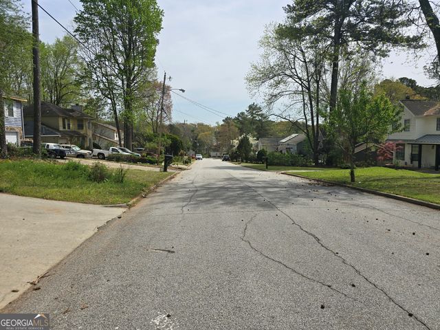 3657 Willow Wood Way, Lawrenceville, GA 30044