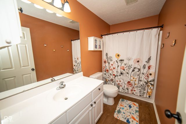 1763 Red Phister Drive, Avon, IN 46123