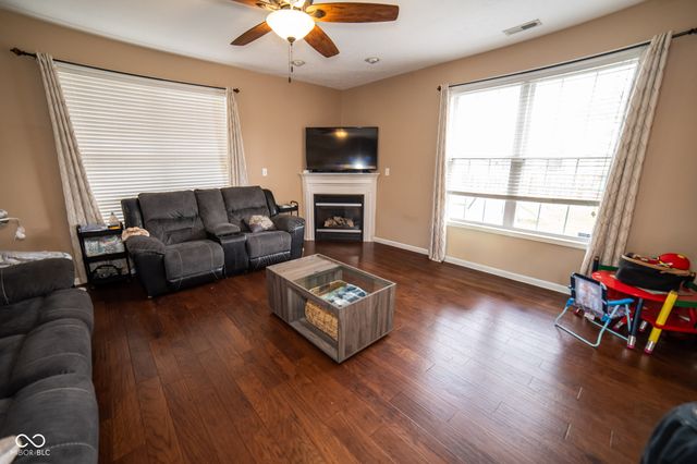 1763 Red Phister Drive, Avon, IN 46123