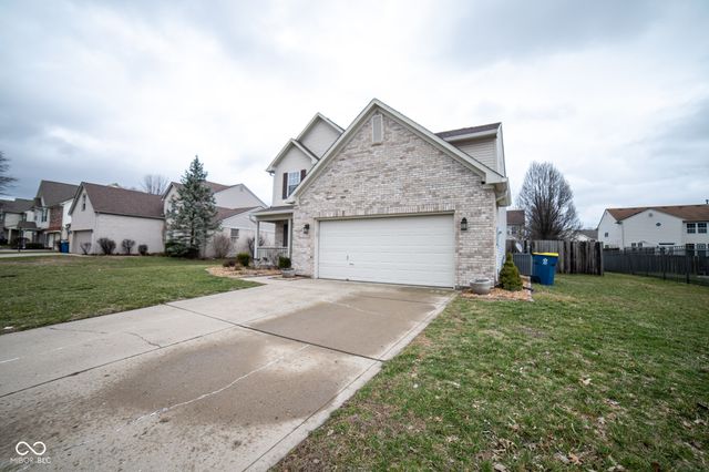 1763 Red Phister Drive, Avon, IN 46123