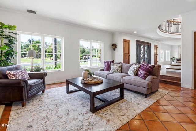 2296 Applewood Lane, Camarillo, CA 93012