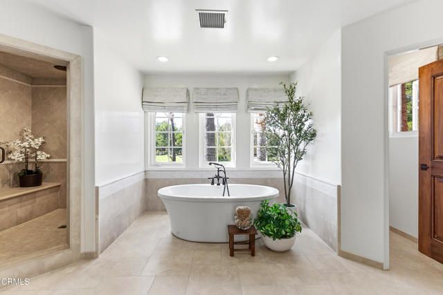 2296 Applewood Lane, Camarillo, CA 93012