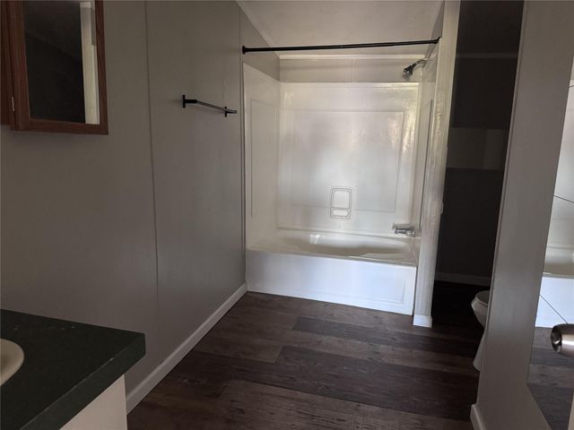 934 Queenswood, Montgomery, TX 77316