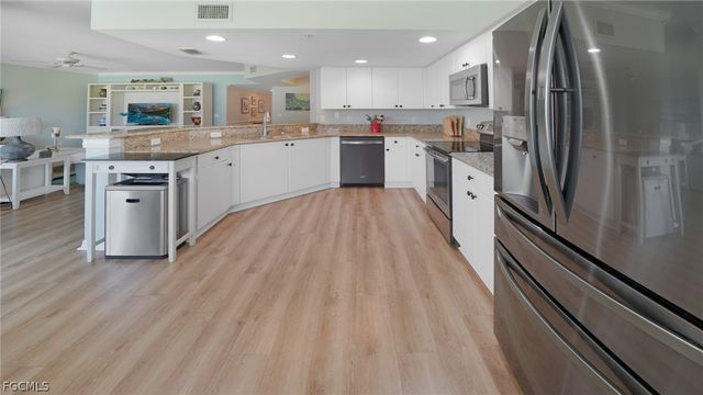 19870 Breckenridge DR 207, Estero, FL 33928