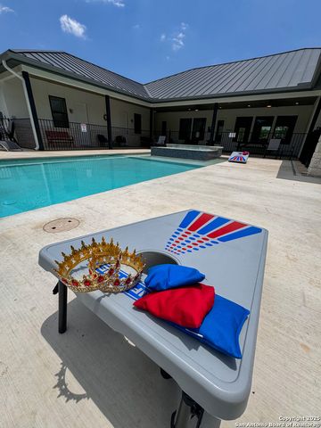 34 Lazy Day, Concan, TX 78838