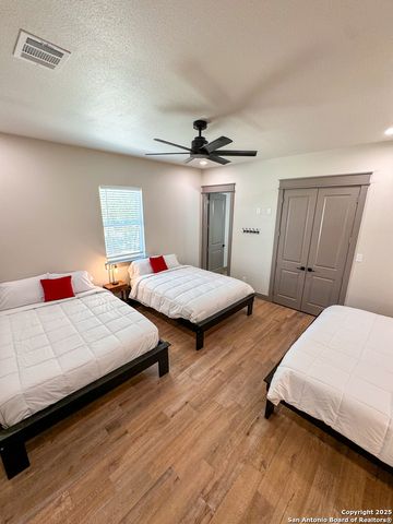 34 Lazy Day, Concan, TX 78838