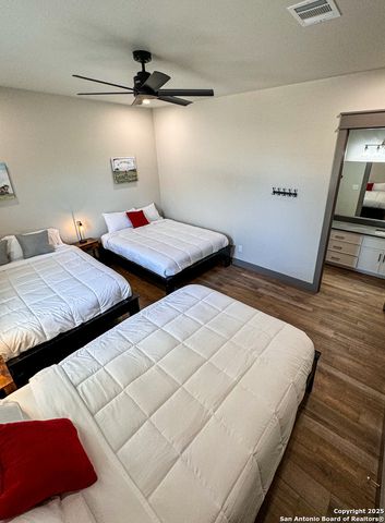 34 Lazy Day, Concan, TX 78838