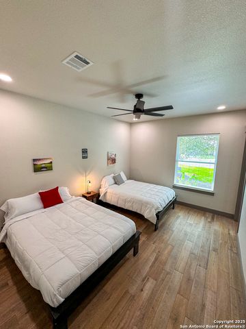 34 Lazy Day, Concan, TX 78838