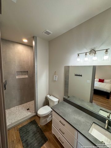 34 Lazy Day, Concan, TX 78838