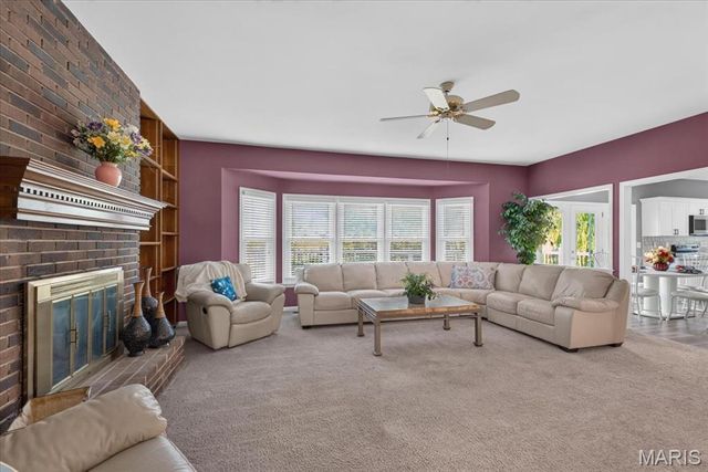 3445 Riverchase Parkway, St Charles, MO 63301