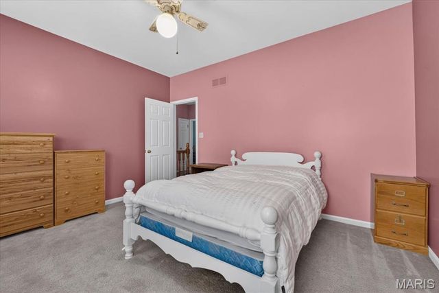 3445 Riverchase Parkway, St Charles, MO 63301