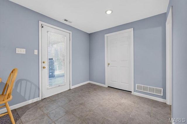 3445 Riverchase Parkway, St Charles, MO 63301