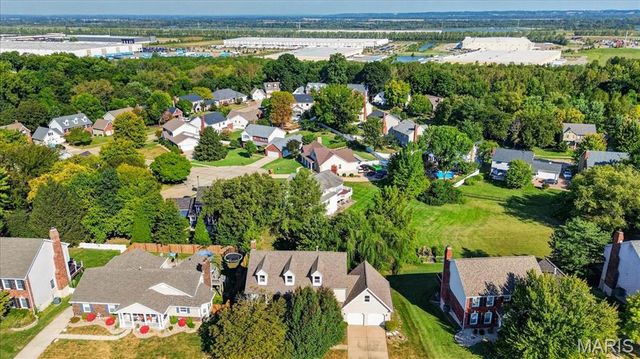 3445 Riverchase Parkway, St Charles, MO 63301