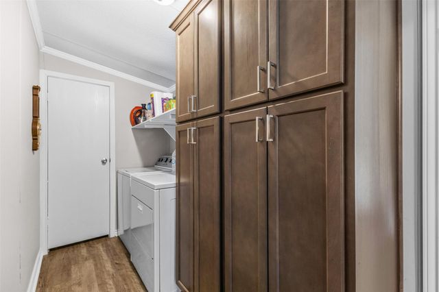 340 Alvina Ulich Street, Somerville, TX 77879