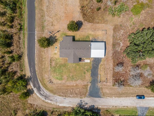 340 Alvina Ulich Street, Somerville, TX 77879