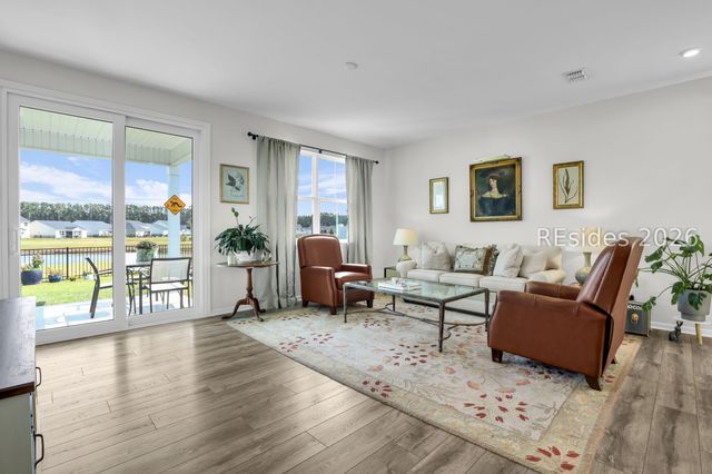 14 Mainland Lakes Dr, Bluffton, SC 29910