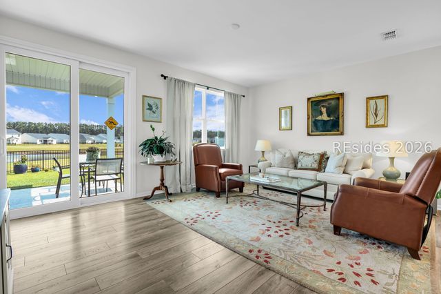 14 Mainland Lakes Dr, Bluffton, SC 29910