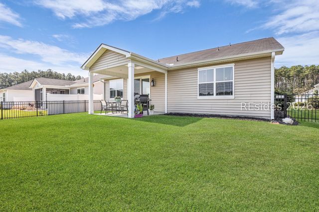 14 Mainland Lakes Dr, Bluffton, SC 29910