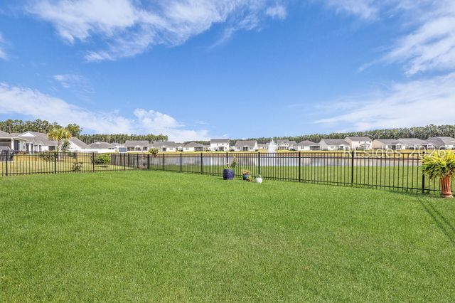 14 Mainland Lakes Dr, Bluffton, SC 29910