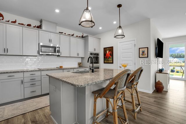 14 Mainland Lakes Dr, Bluffton, SC 29910