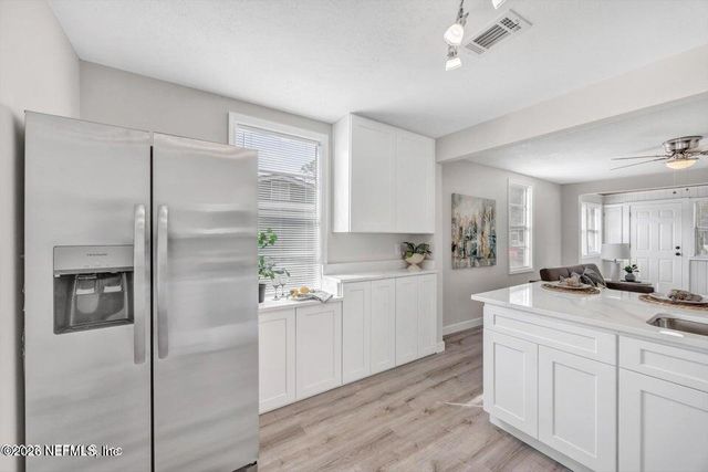 825 WYOLEN Street, Jacksonville, FL 32254