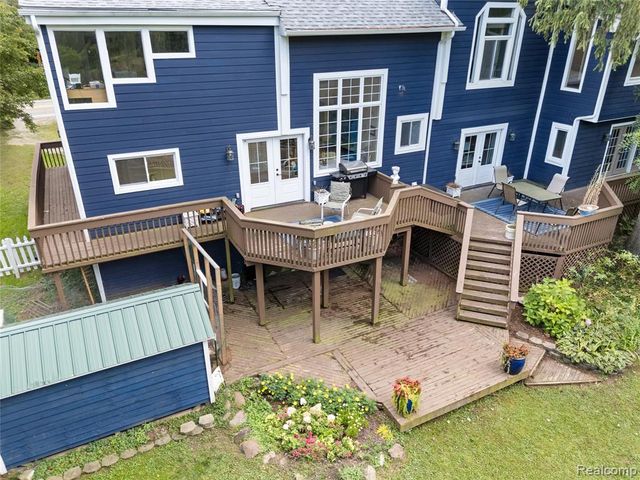 46150 7 Mile Road, Northville, MI 48167