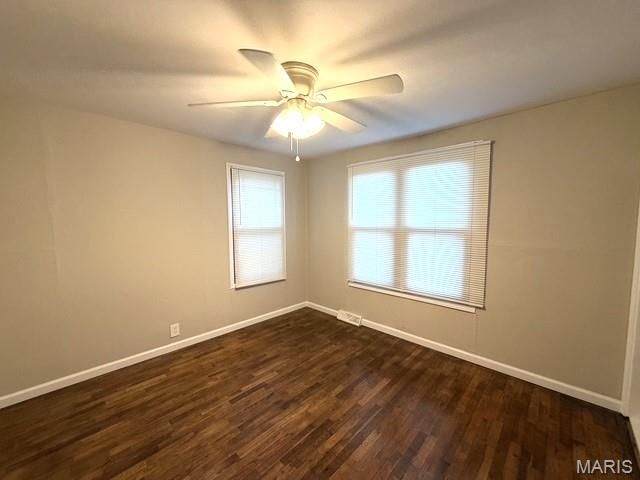 529 Emmons Avenue, St Charles, MO 63301