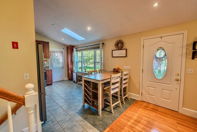 90 Codding Dr, Taunton, MA 02780