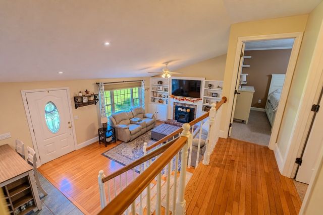 90 Codding Dr, Taunton, MA 02780