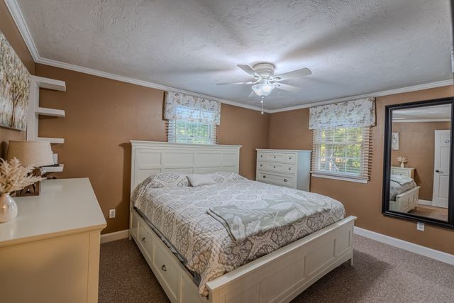 90 Codding Dr, Taunton, MA 02780