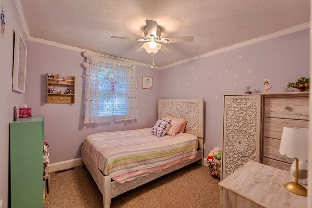 90 Codding Dr, Taunton, MA 02780