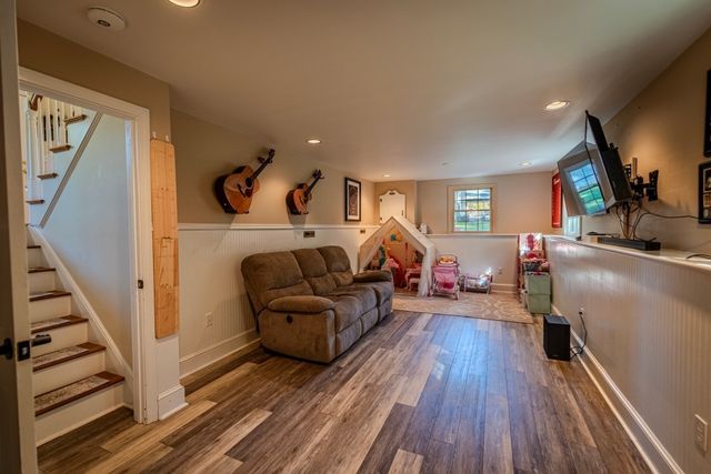 90 Codding Dr, Taunton, MA 02780