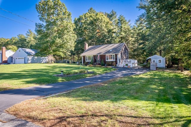 90 Codding Dr, Taunton, MA 02780