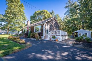 90 Codding Dr, Taunton, MA 02780