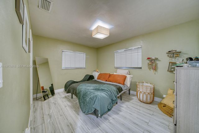 9104 SW 180th St, Palmetto Bay, FL 33157