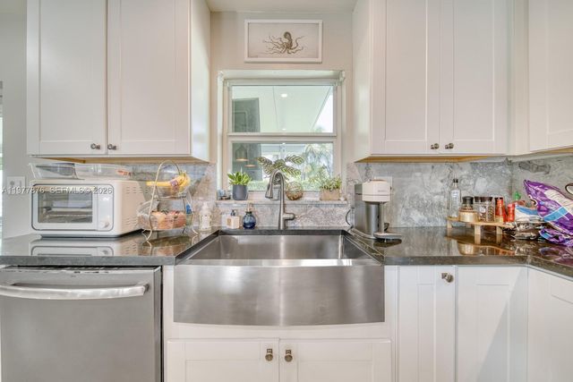 9104 SW 180th St, Palmetto Bay, FL 33157