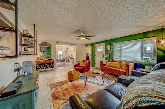 140 MEADOWLARK DR, Safety Harbor, FL 34695