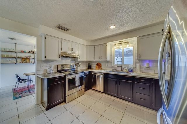 140 MEADOWLARK DR, Safety Harbor, FL 34695