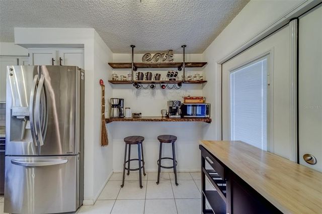 140 MEADOWLARK DR, Safety Harbor, FL 34695