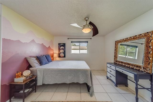 140 MEADOWLARK DR, Safety Harbor, FL 34695