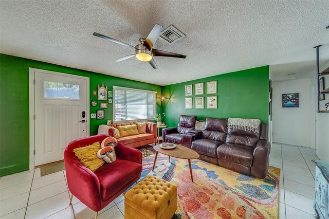 140 MEADOWLARK DR, Safety Harbor, FL 34695
