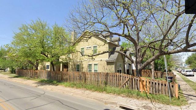 5100 Caswell Ave A, Austin, TX 78751