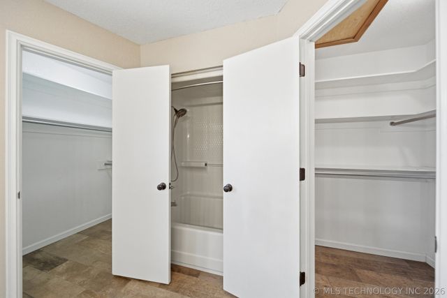 16921 Elm Lane, Morris, OK 74445