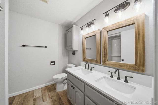 16921 Elm Lane, Morris, OK 74445