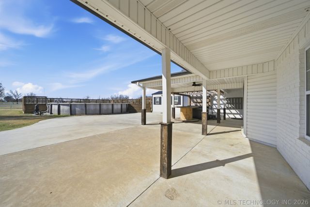 16921 Elm Lane, Morris, OK 74445