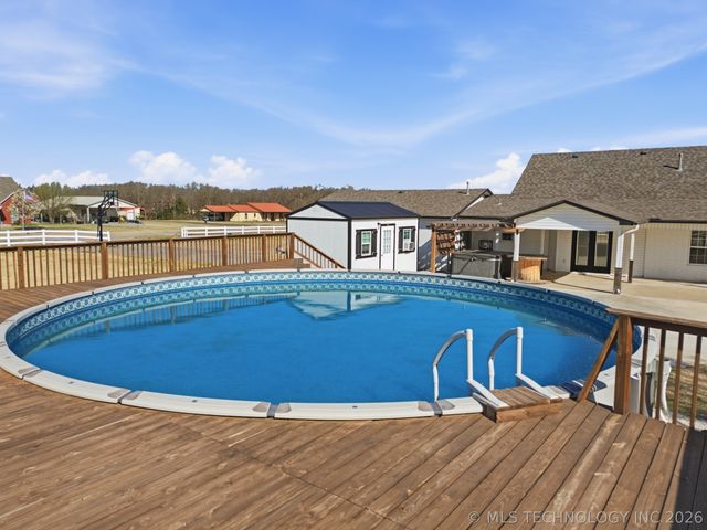 16921 Elm Lane, Morris, OK 74445