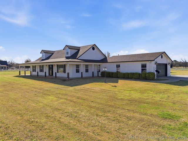 16921 Elm Lane, Morris, OK 74445