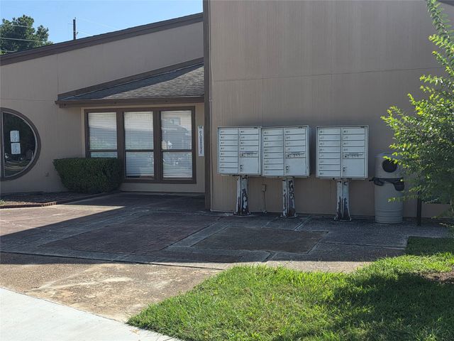 1014 Graham Street k-5, Tomball, TX 77375