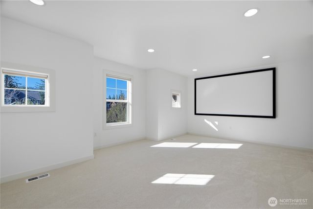 3122 SE 16th St, North Bend, WA 98045